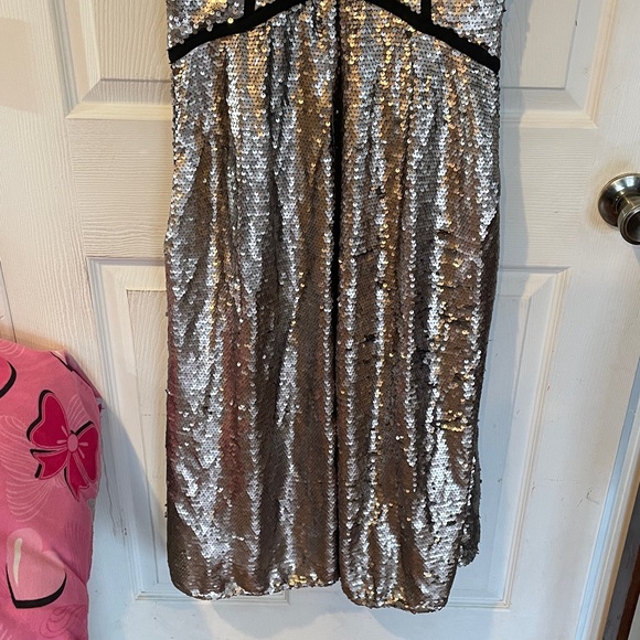 Fashion Nova  Size XS Strapless Silver Sequin Dress. New withTag. - Picture 2 of 15